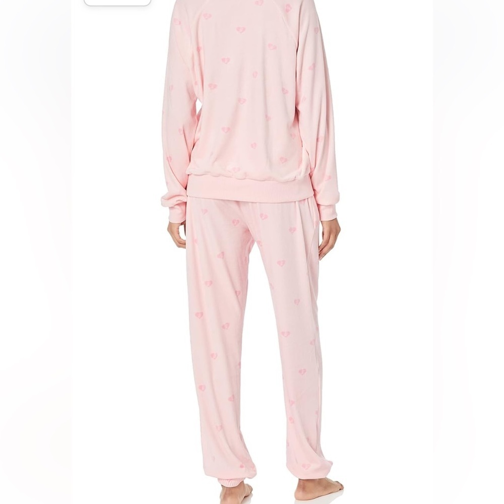 P.J.Salvage X Barbie collab large light pink heart velour jogger set. - Picture 10 of 16
